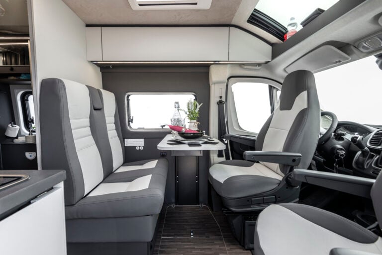 Mobilvetta Karys van